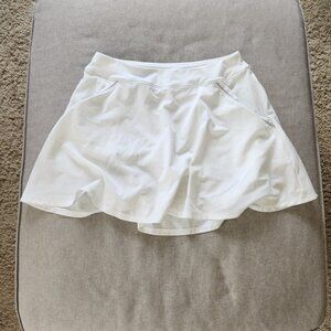 Under Armour UA Links Skort, White, Medium *Flaw*